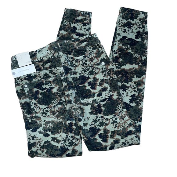 Anthropologie Pants - Anthropologie Pilcro 25 NWT Forest Green High Rise Skinny Corduroy Pants NEW